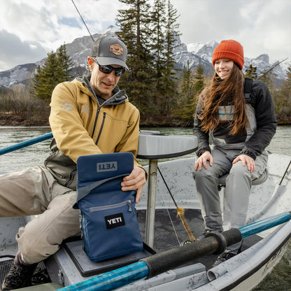 YETI Daytrip 6L Insulated Lunch Bag, Navy
