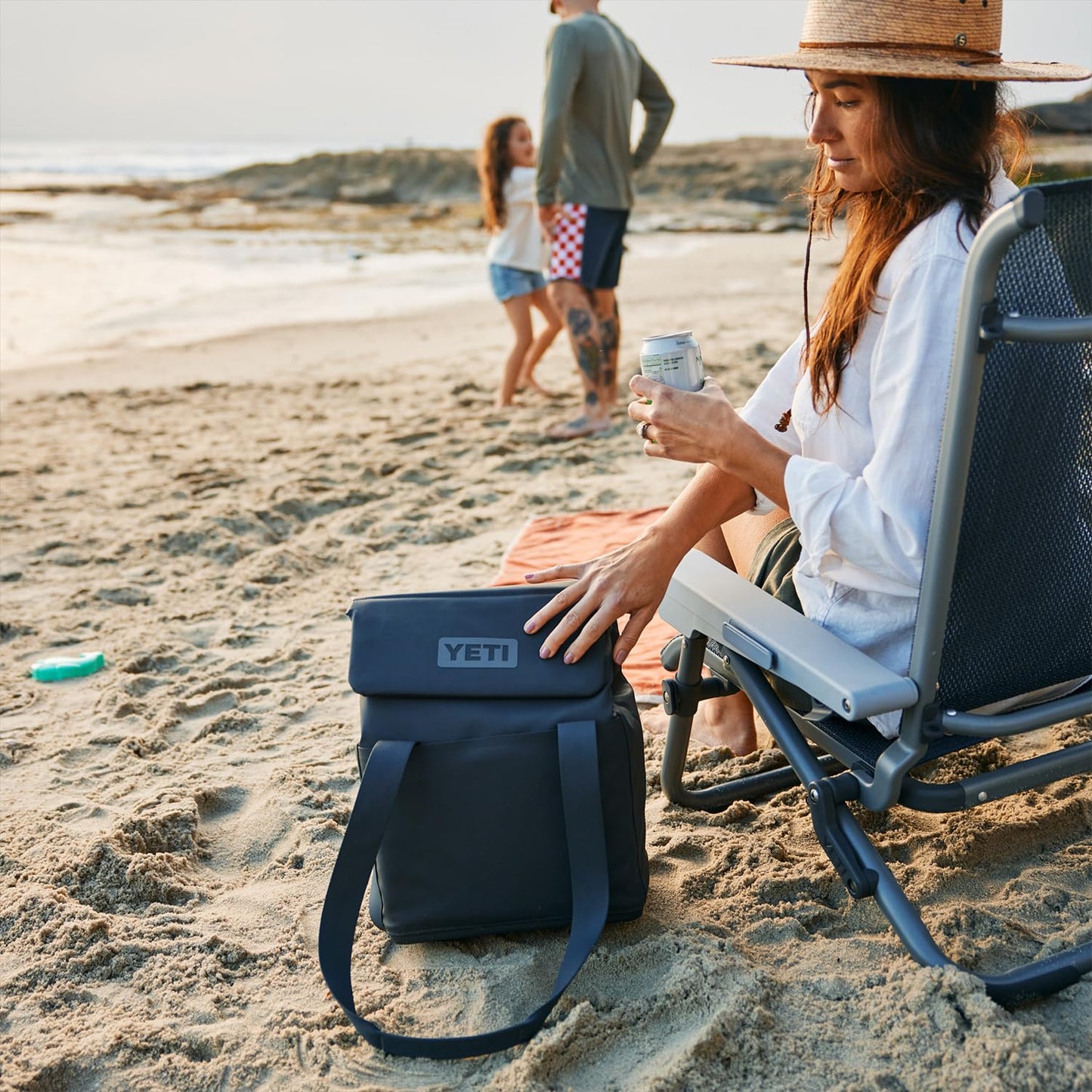 YETI Daytrip 14L Insulated Tote Bag, Charcoal